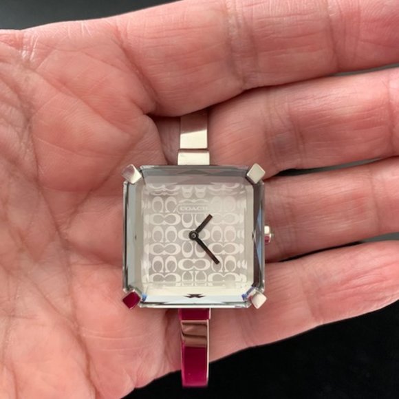 Coach Watch - Picture 2 of 3